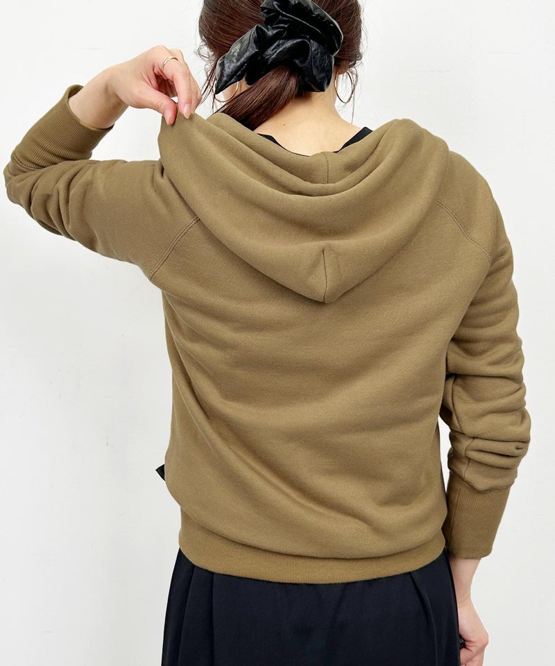 model：H164　着用サイズ：M　マスタード