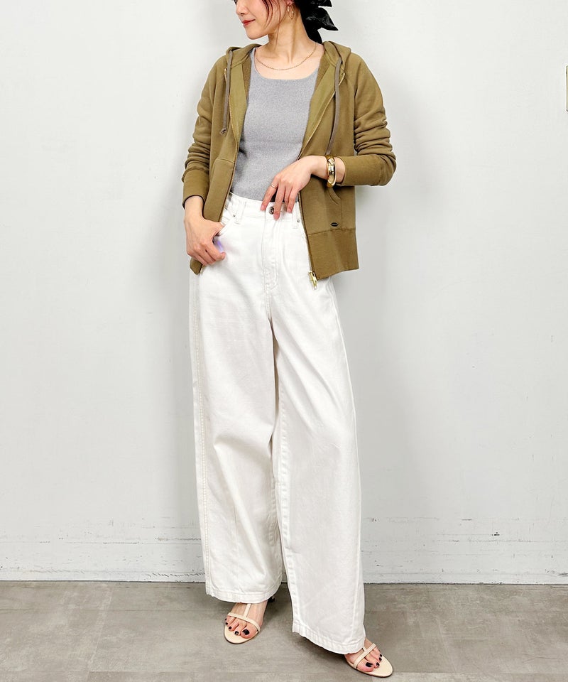 model：H164　着用サイズ：M　マスタード