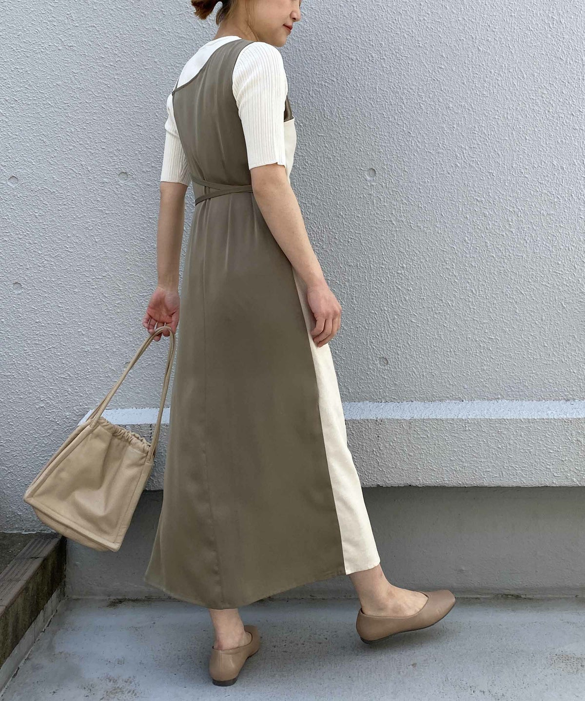 model：H164　着用サイズ：M　アイボリー