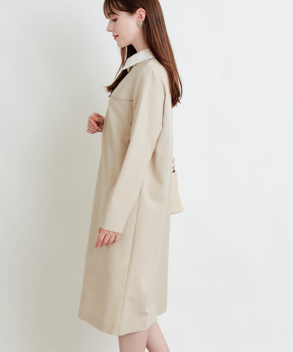 model：H160　着用サイズ：M　ベージュ