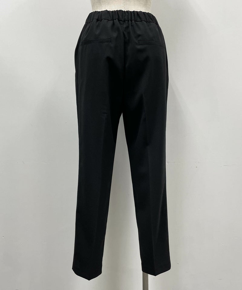 着用トルソーサイズ：B80, W60, H86 (Mサイズ着用）後ろ