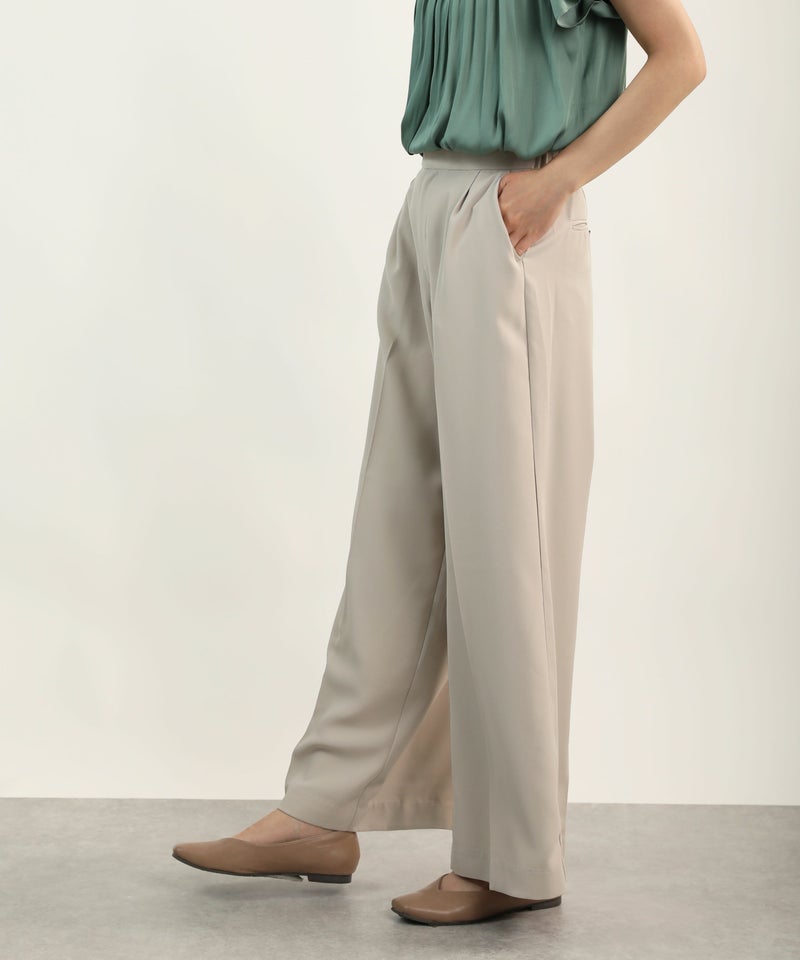 model：H164　着用サイズ：M　ベージュ