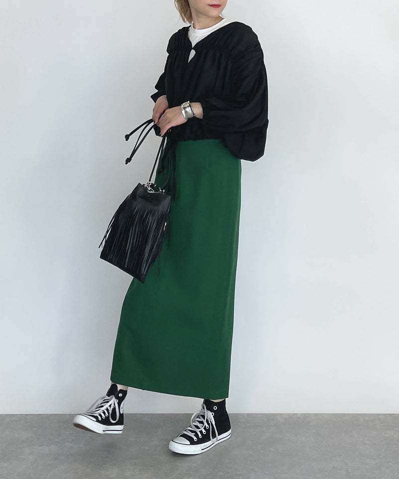 model：H164　着用サイズ：M　ブラック