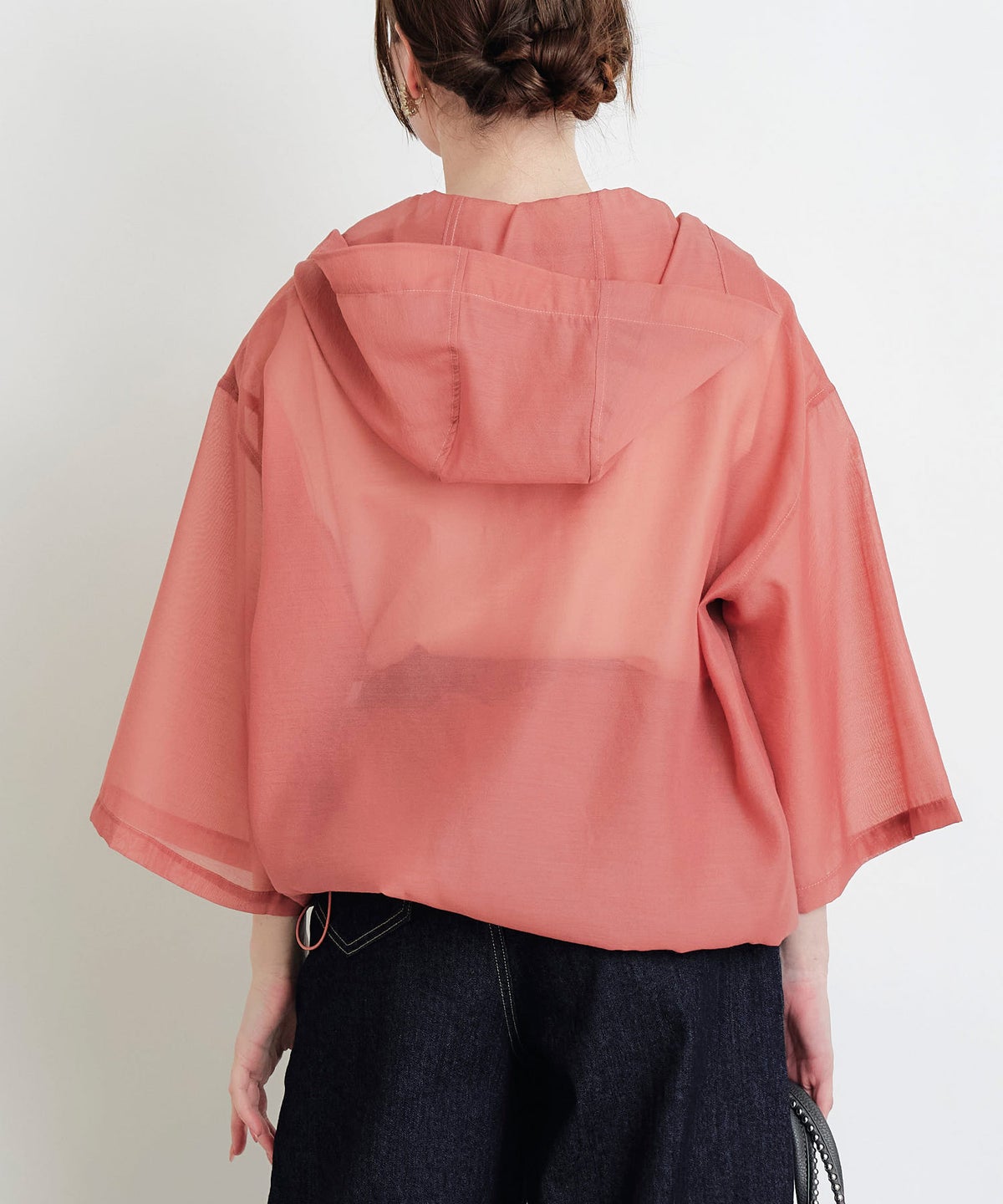 model：H160　着用サイズ：M　テラコッタ