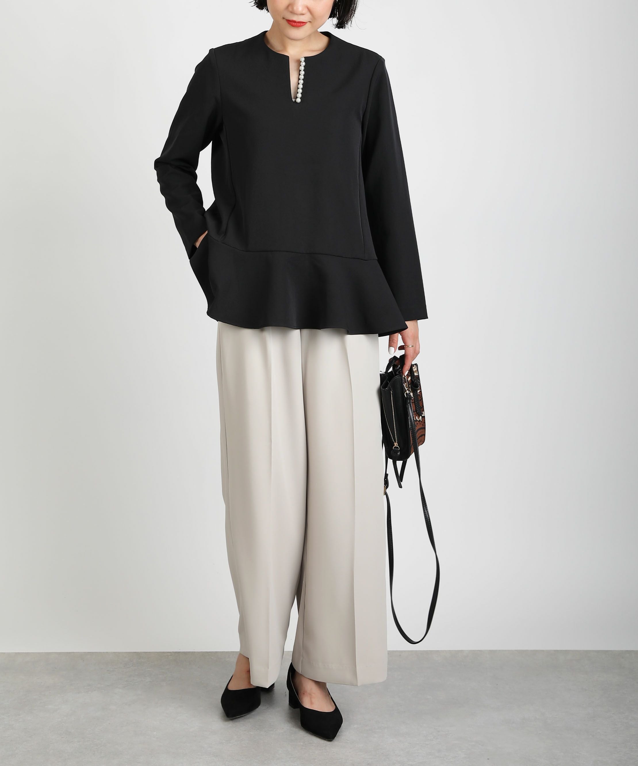 裾ペプラムパール付きブラウス | PICCIN (ピッチン) 公式通販