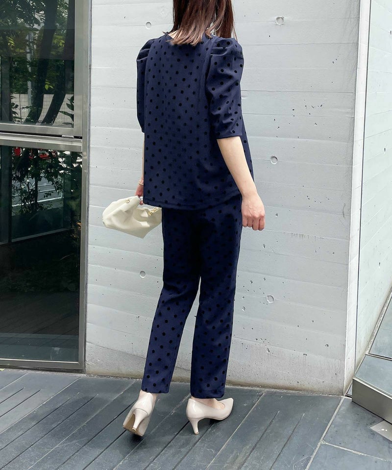 model：H164　着用サイズ：M　ネイビーセットアップ（品番901810）