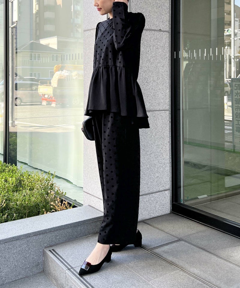 model：H164　着用サイズ：M　ブラック　セットアップで（TOPS：900090）