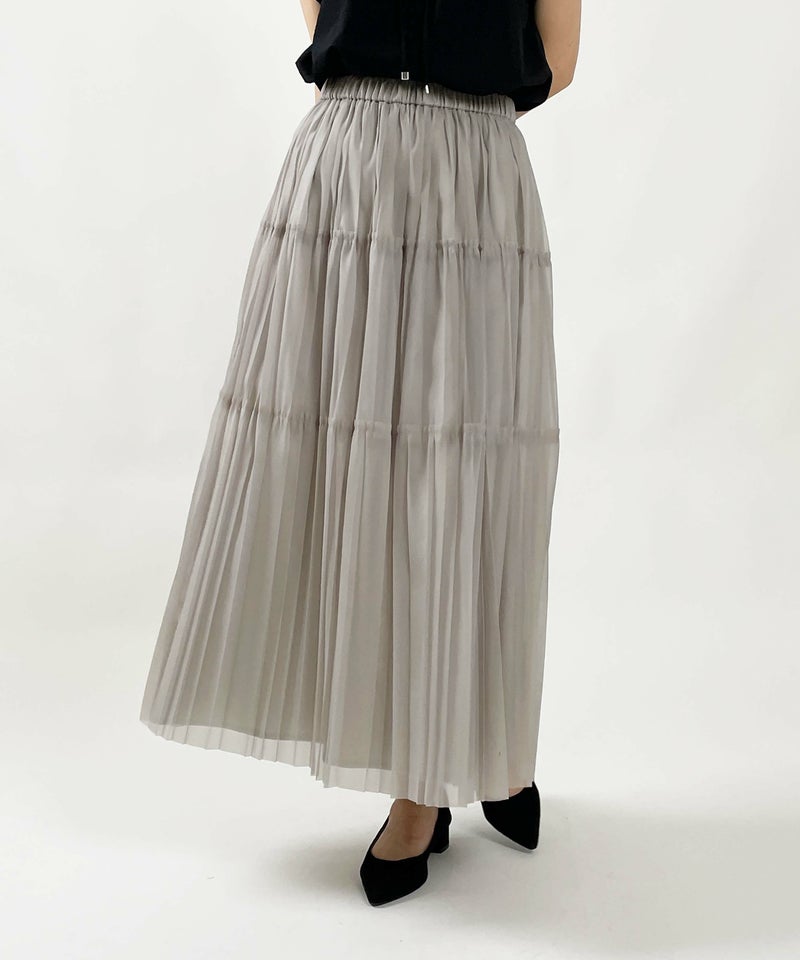 model：H164　着用サイズ：M　グレイッシュベージュ