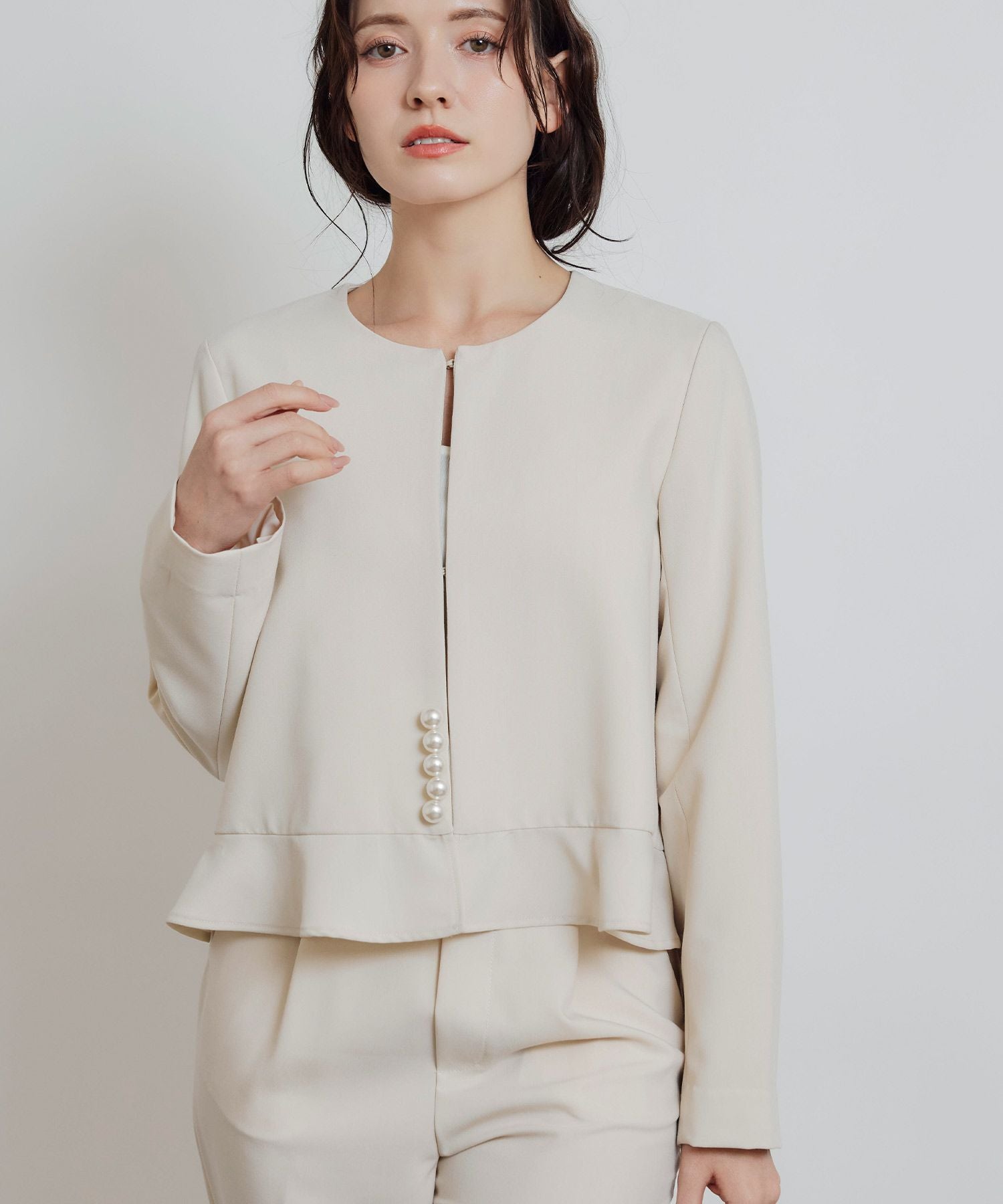 バブルヘムジャケット クリーム　M バブルヘムジャケット - クリーム - レディース | H&M JP