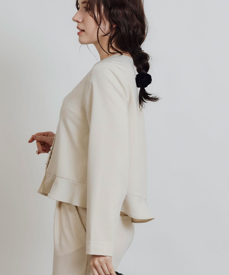 model：H155　着用サイズ：M　アイボリー