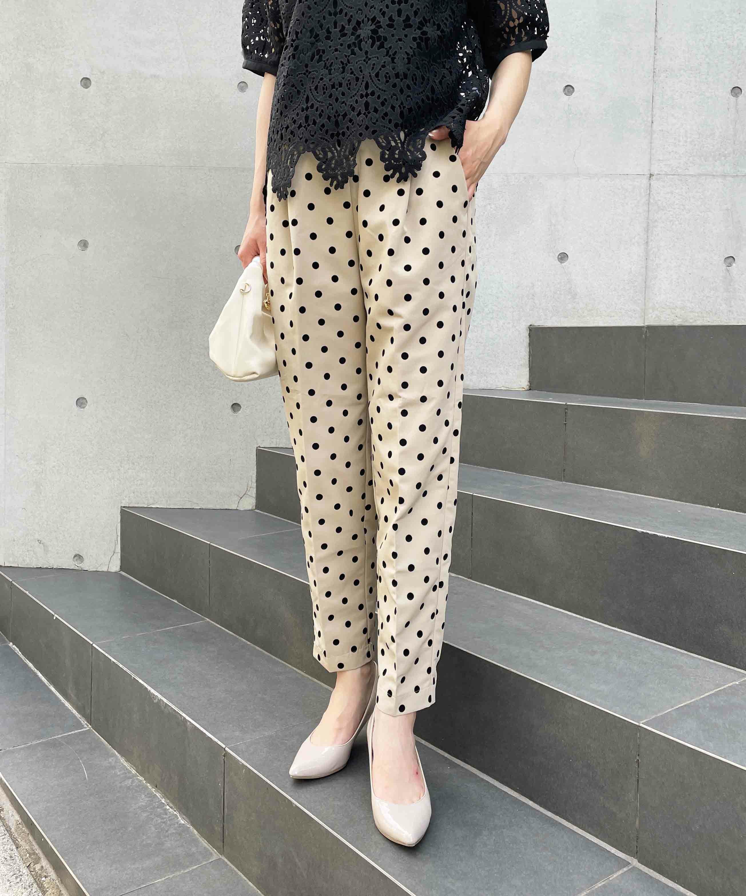 セットアップ可能】フロッキードットセンタープレスパンツ | PICCIN