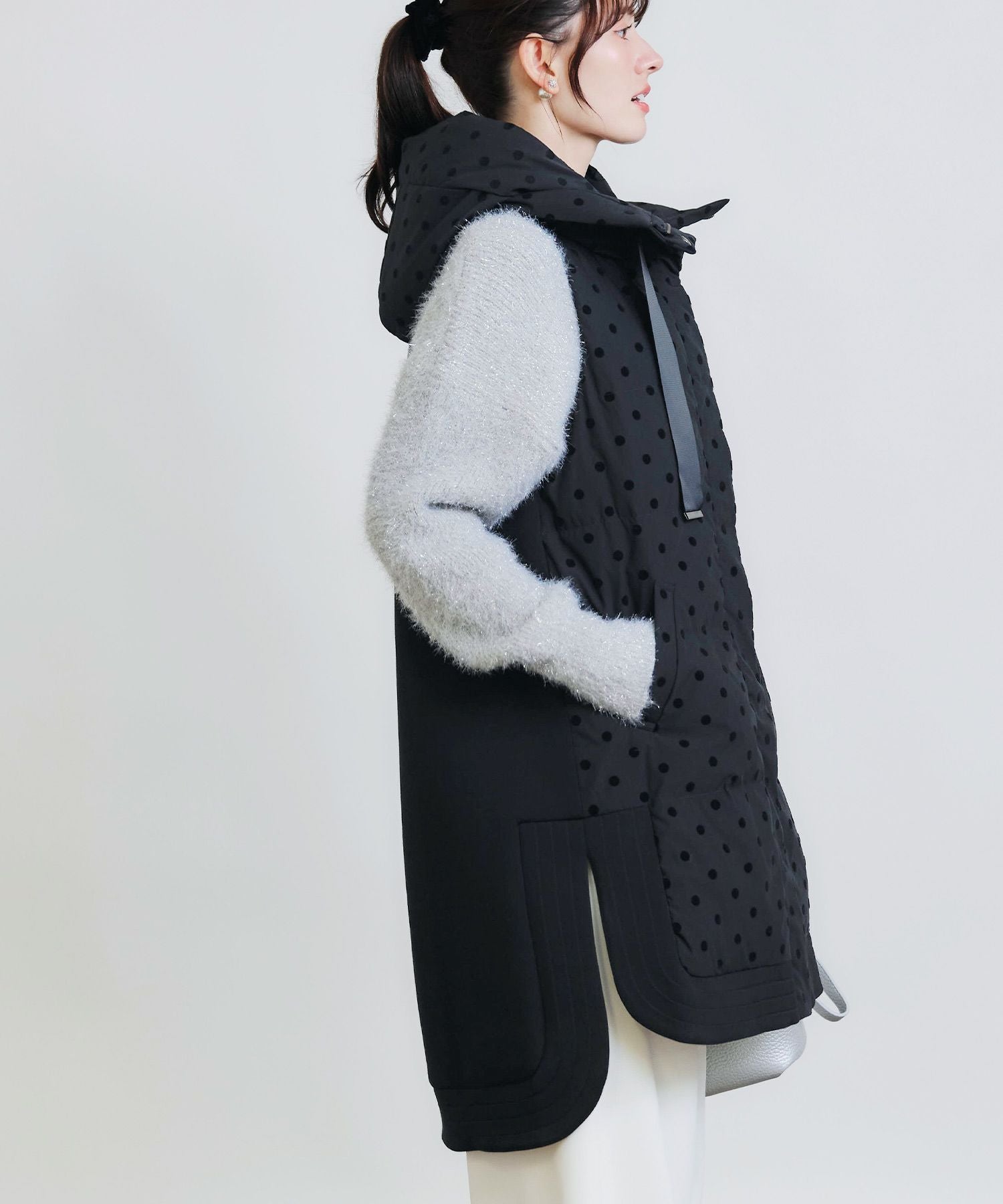 SALE！ダンボールニット×ダウン切り替えロングベスト　ブラック ELFRANK ベスト ジレ バックフリルダンボールニットロングベスト