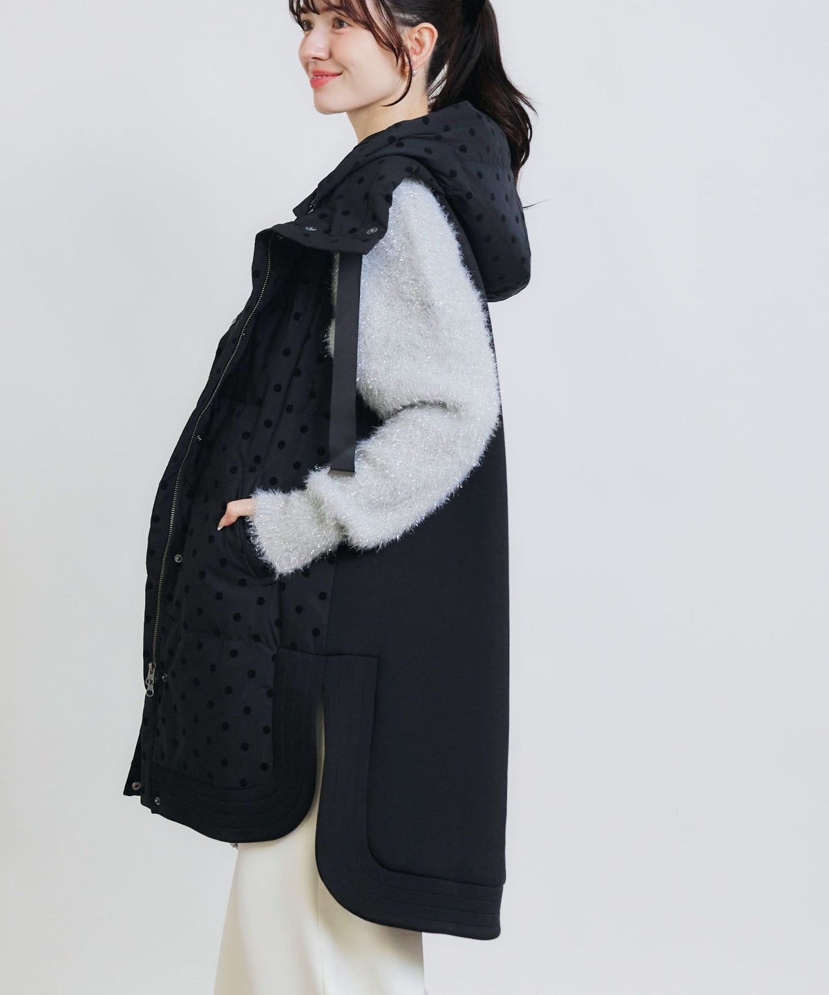 model：H155　着用サイズ：M　フードあり