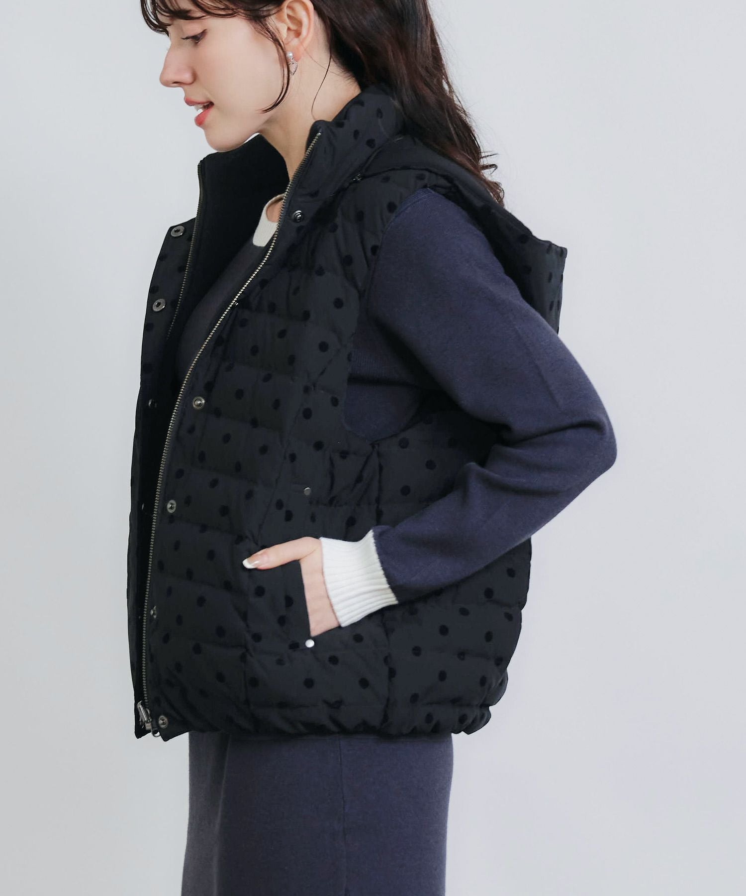 フロッキードットリバーシブルダウンベスト | PICCIN (ピッチン) 公式通販
