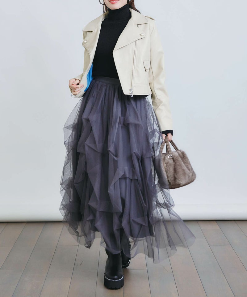 model：H155　着用サイズ：M　ベージュ