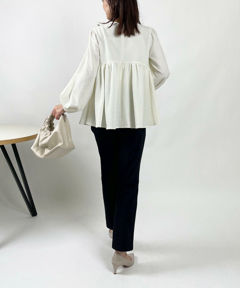 model：H164　着用サイズ：M　アイボリー
