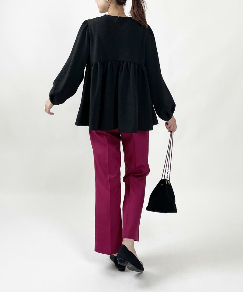 model：H164　着用サイズ：M　ワインレッド