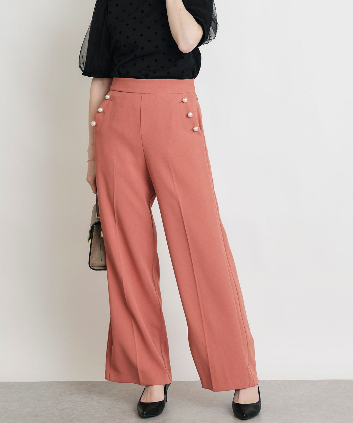 model：H160　着用サイズ：M　ピンク