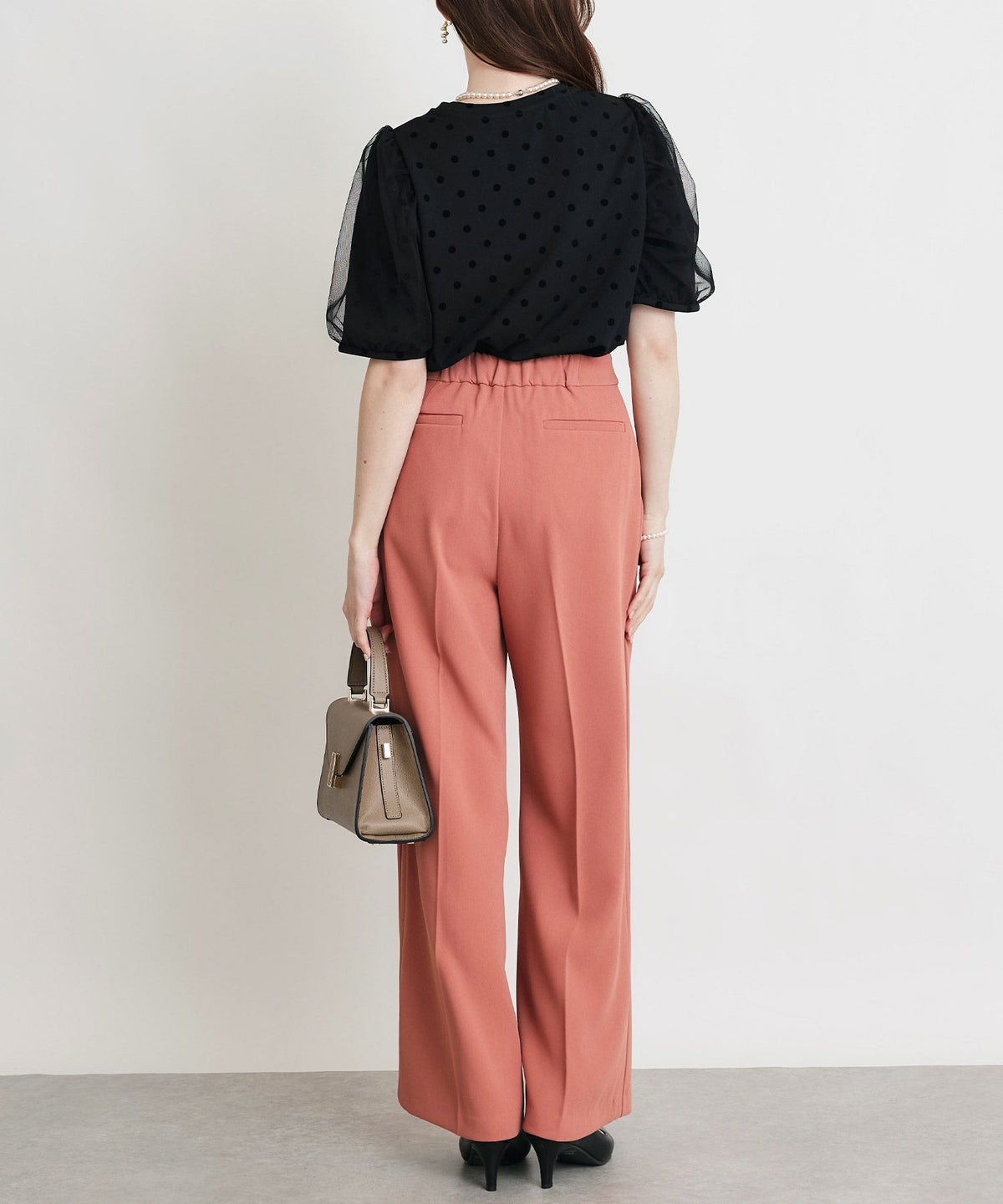 model：H160　着用サイズ：M　ピンク