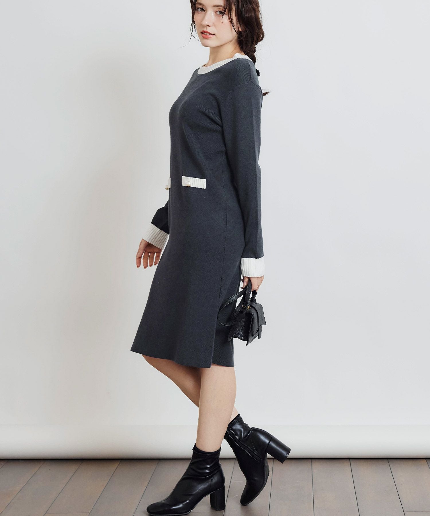 パール付き配色ニットワンピース | PICCIN (ピッチン) 公式通販 パール付き配色ニットワンピース | PICCIN (ピッチン) 公式通販
