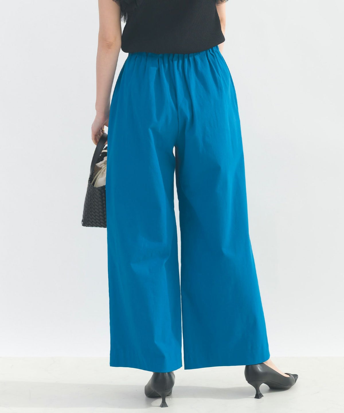 model：H162　着用サイズ：M　ターコイズブルー