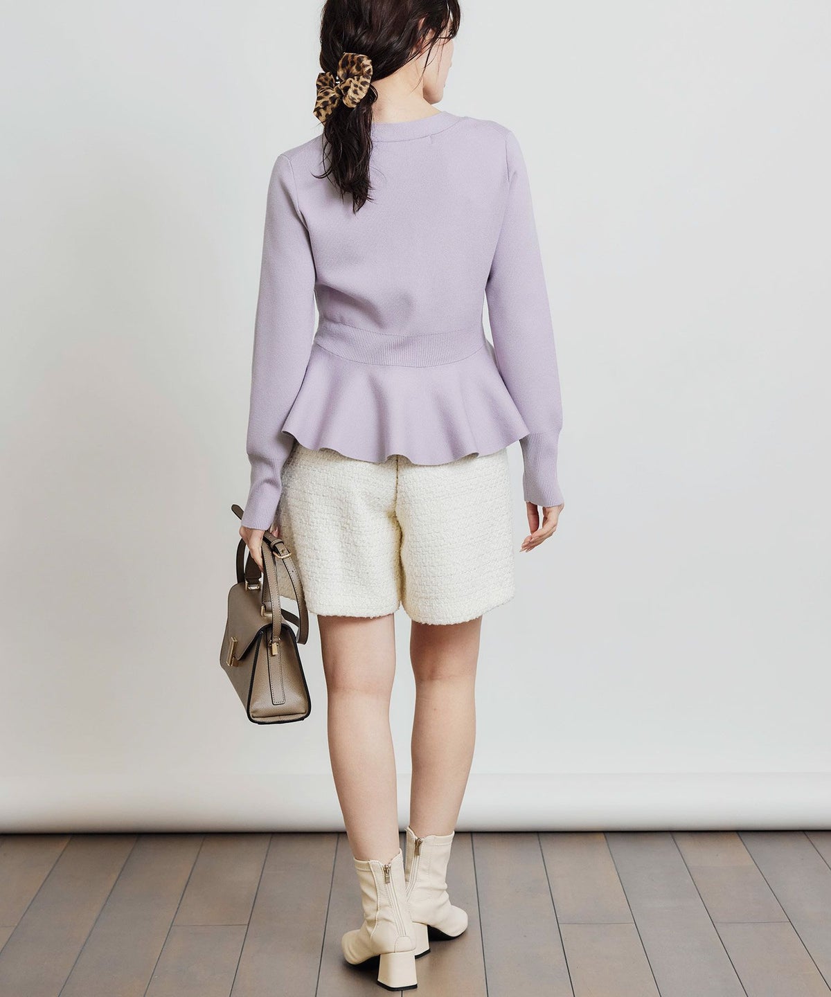 model：H155　着用サイズ：M　ラベンダー