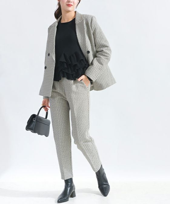 model：H165　着用サイズ：M　ブラック（ボタン後ろ）