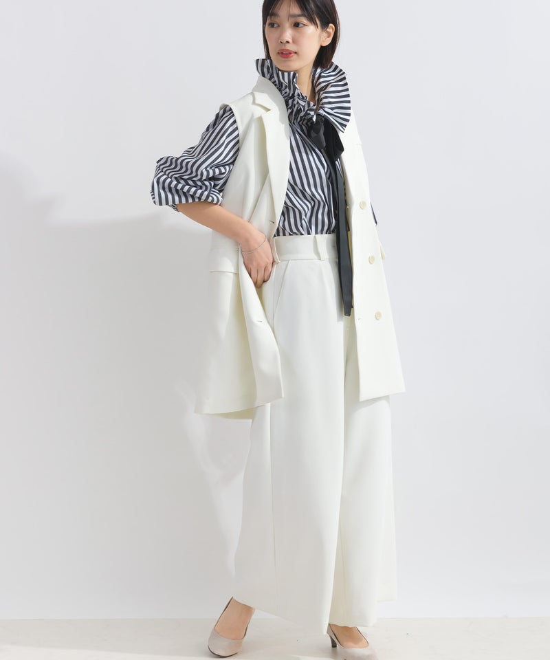 model：H162　着用サイズ：M　オフホワイト