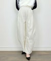 model：H164　着用サイズ：M　オフホワイト