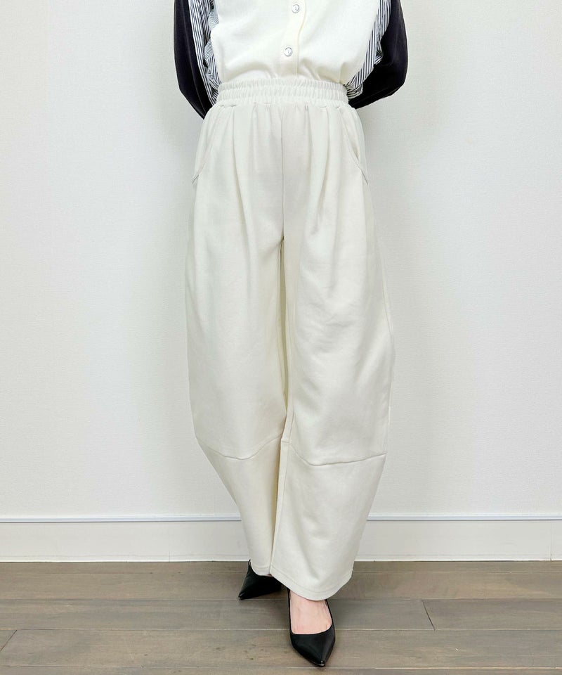 model：H164　着用サイズ：M　オフホワイト