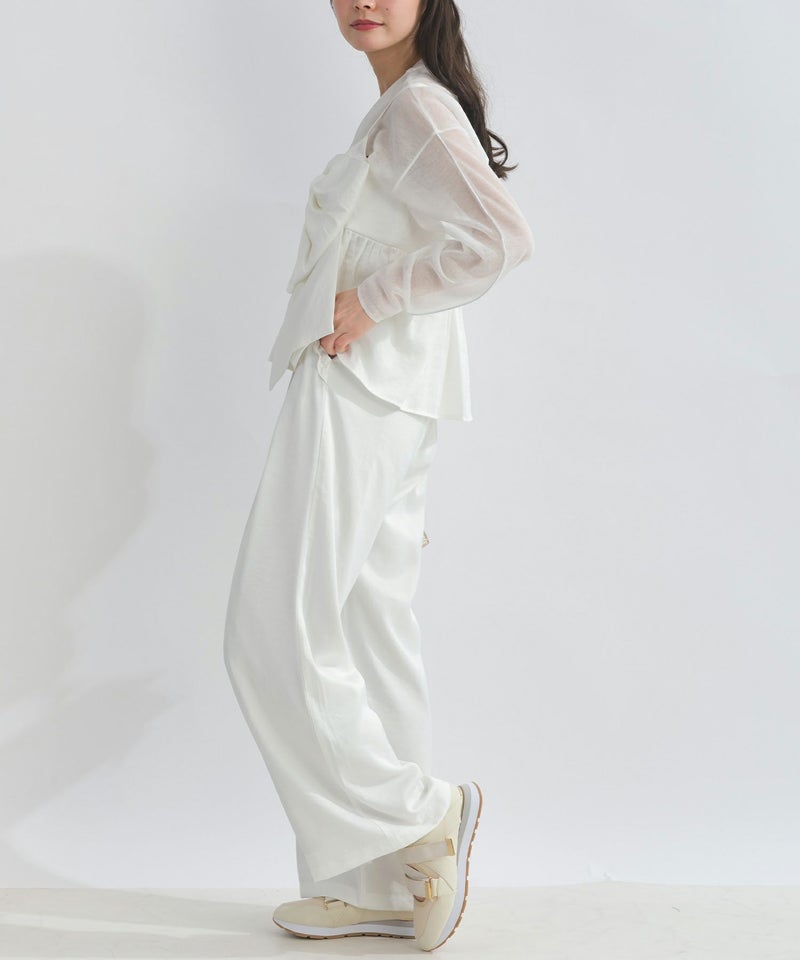 model：H153　着用サイズ：M　オフホワイト（セットアップで）