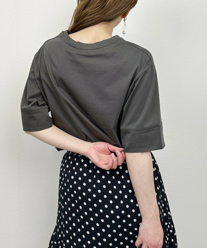 model：H164　着用サイズ：M　グレー系その他