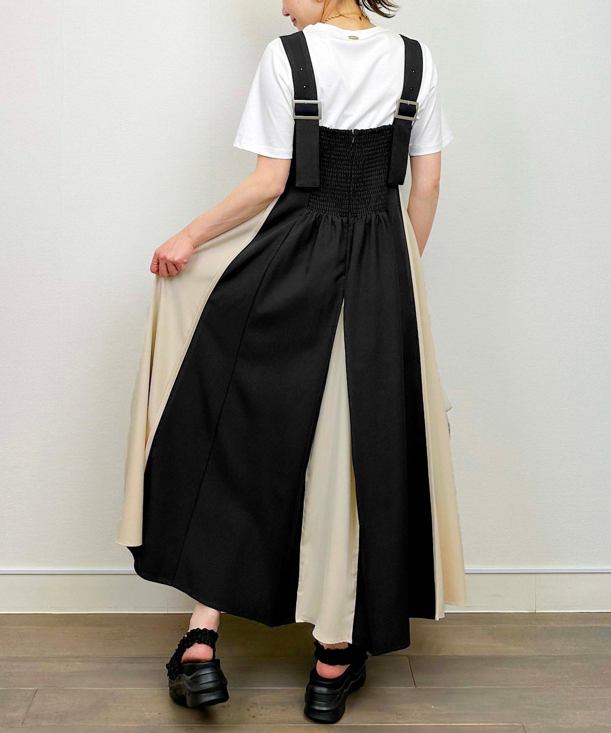 model：H164　着用サイズ：M　ブラック