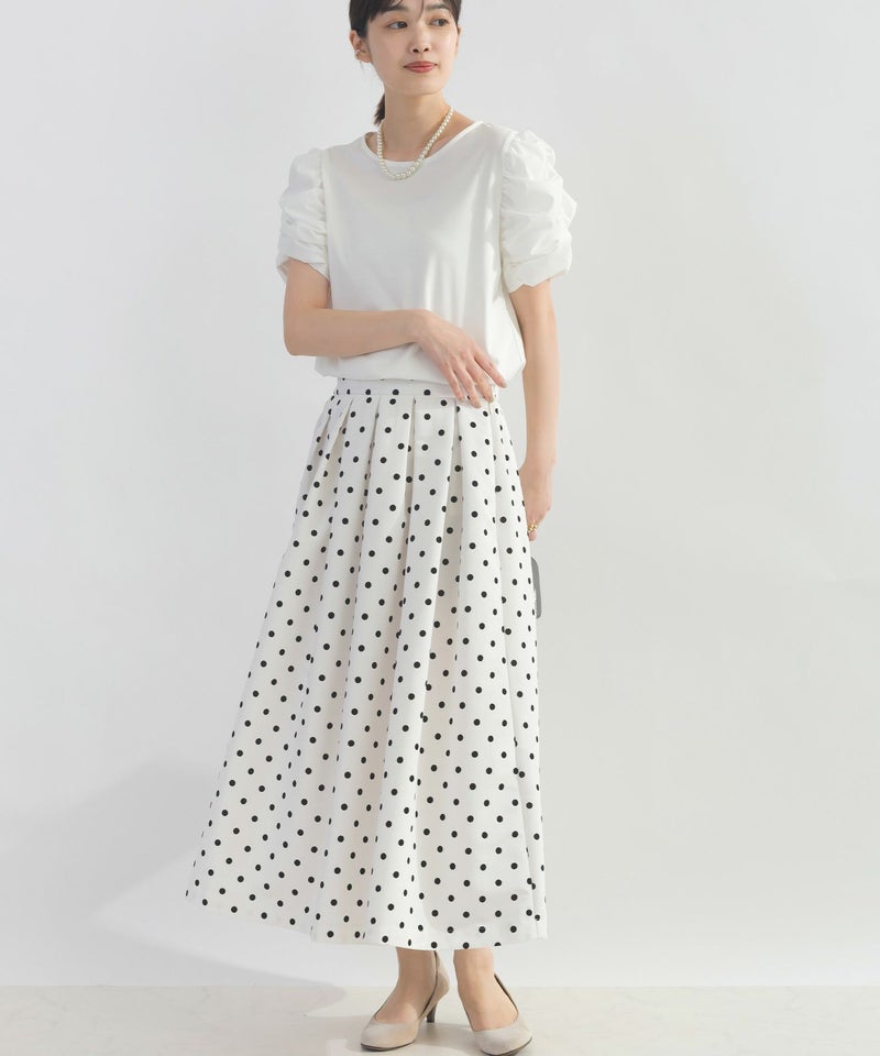 model：H162　着用サイズ：M　オフホワイト