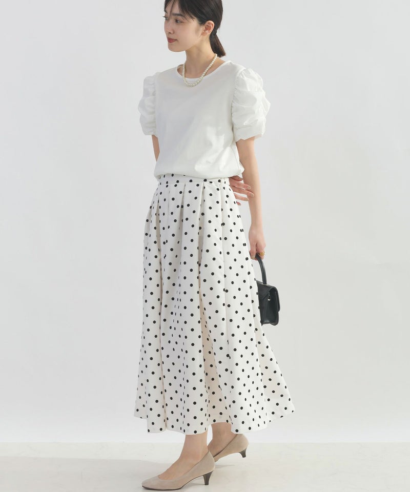 model：H162　着用サイズ：M　オフホワイト