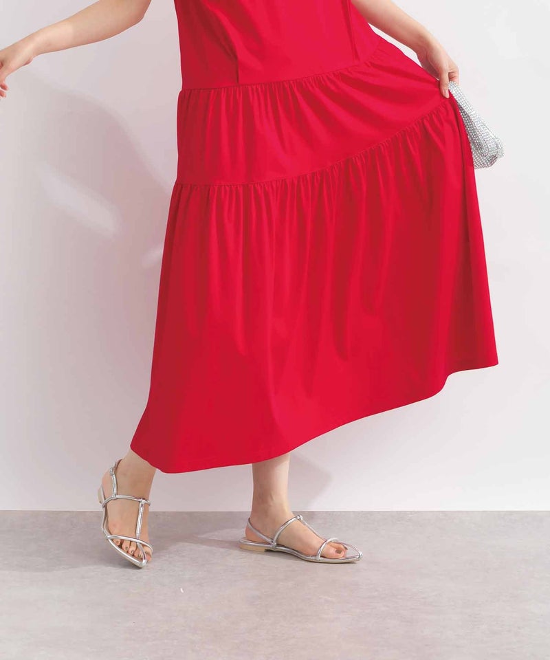 model：H162　着用サイズ：M　レッド