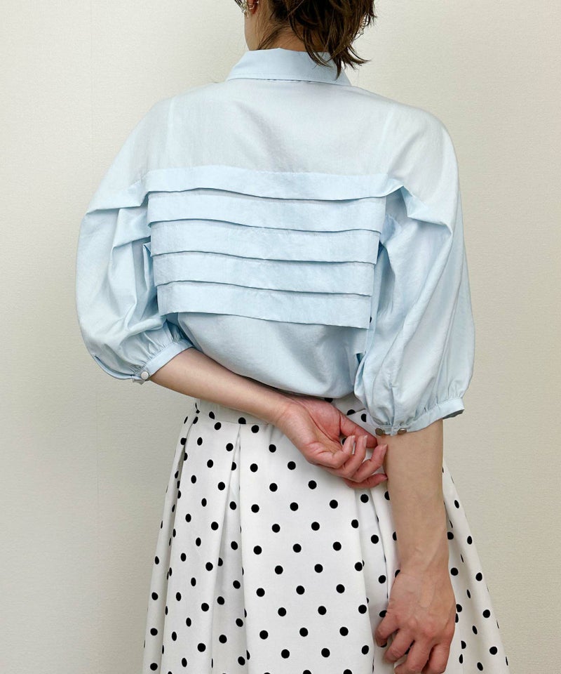 model：H164　着用サイズ：M　ブルー