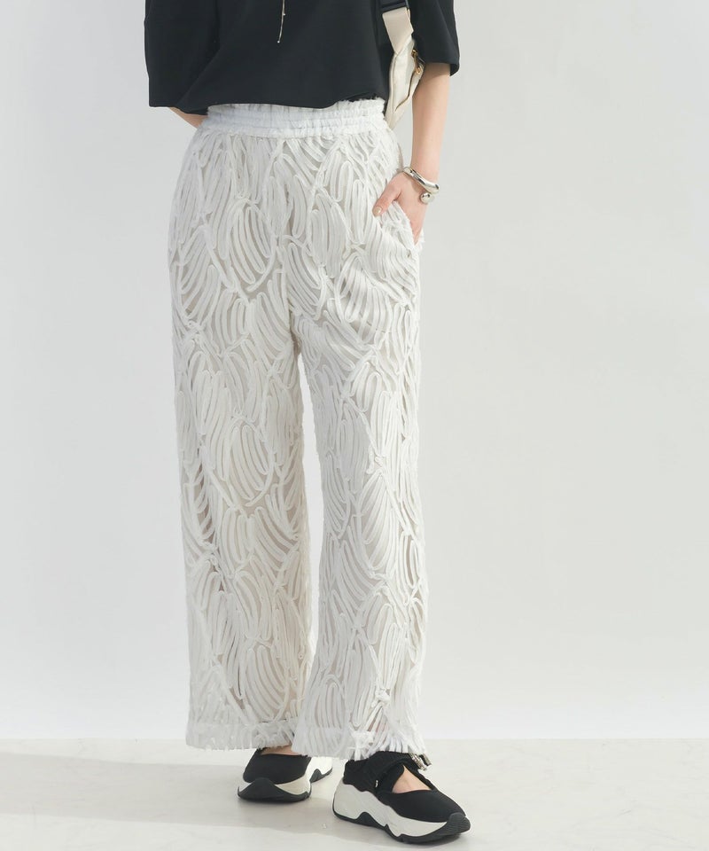 model：H162　着用サイズ：M　オフホワイト