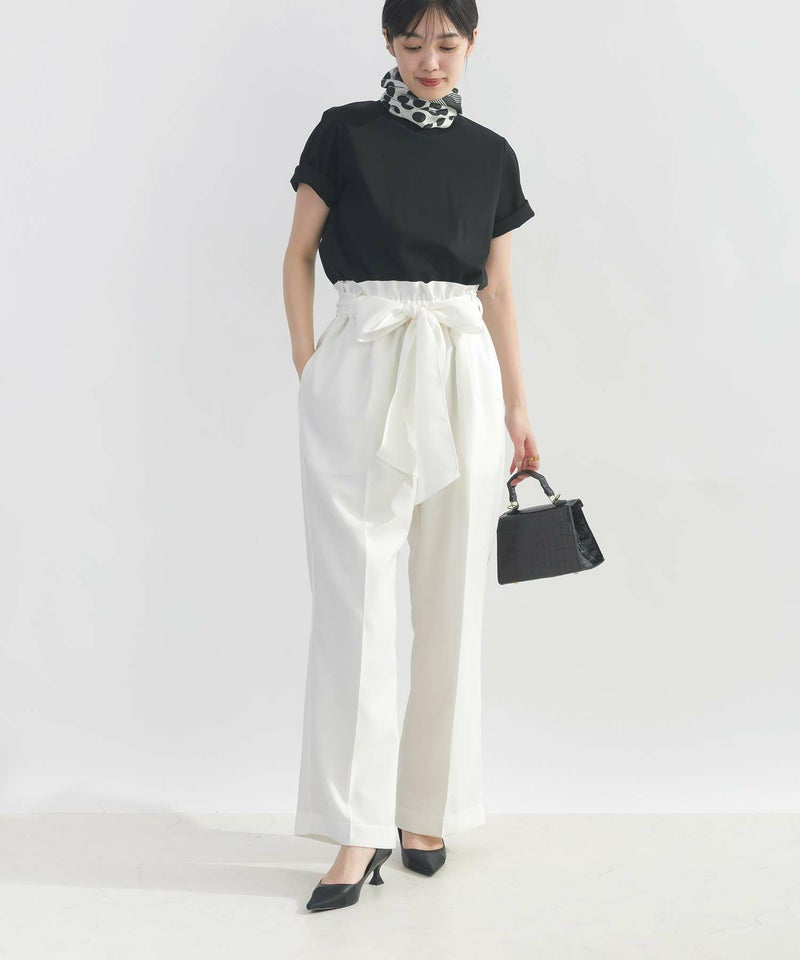 model：H162　着用サイズ：M　オフホワイト