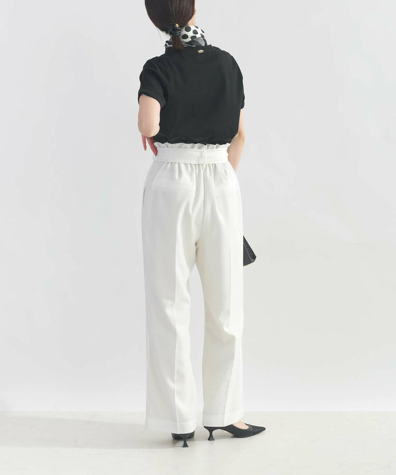 model：H162　着用サイズ：M　オフホワイト