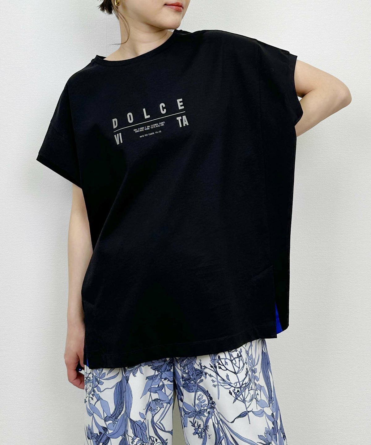 model：H164　着用サイズ：M　ブラック