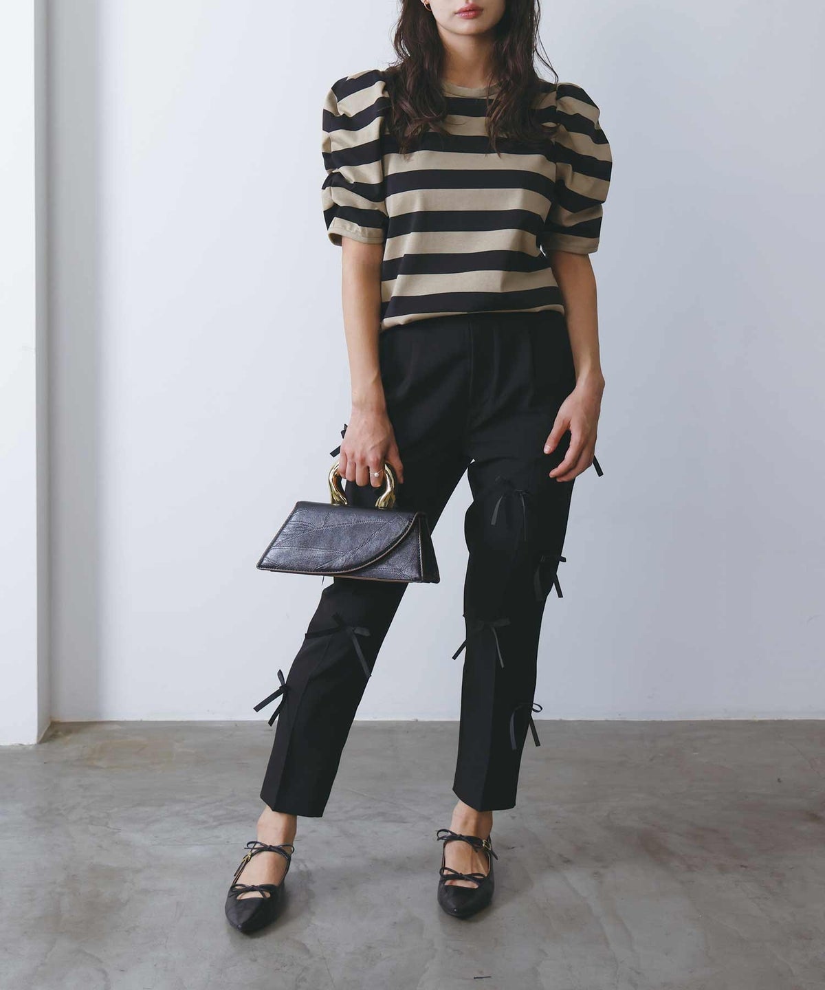 model：H160　着用サイズ：M　モカ