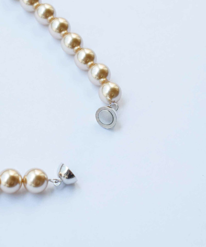 マグネット金具