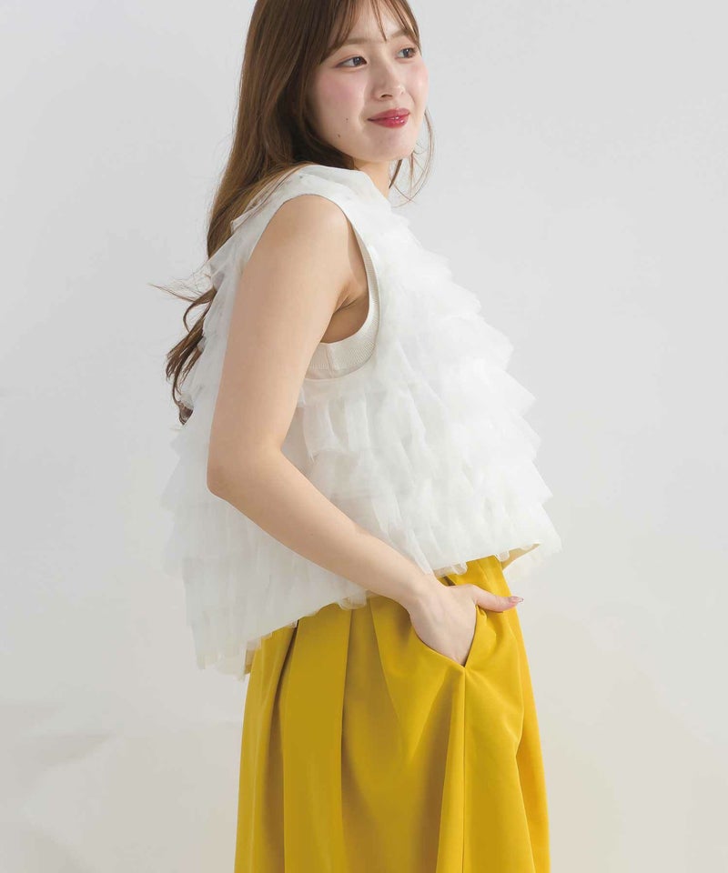 model：H165　着用サイズ：M　オフホワイト後ろ