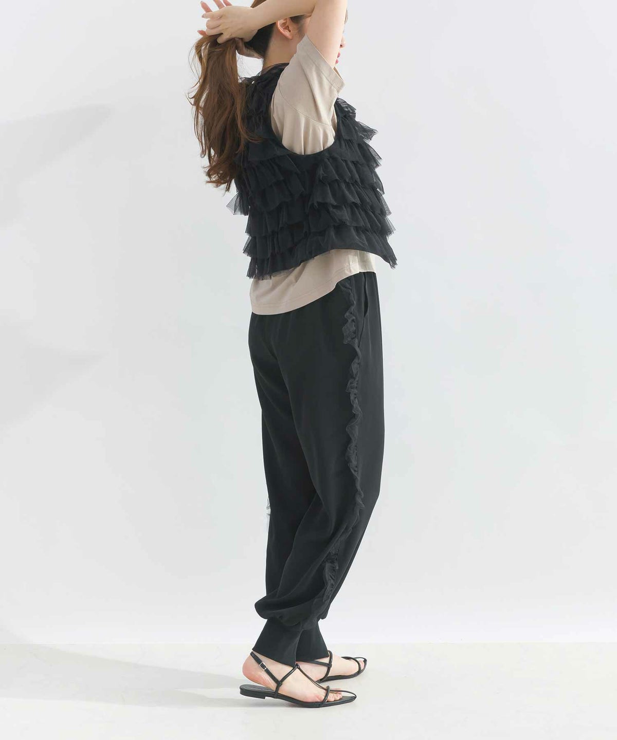 model：H165　着用サイズ：M　ブラック前