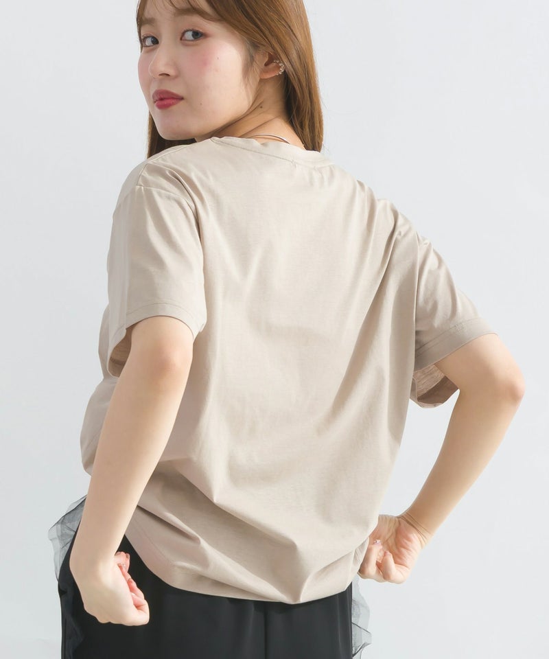 model：H165　着用サイズ：M　グレイッシュベージュ