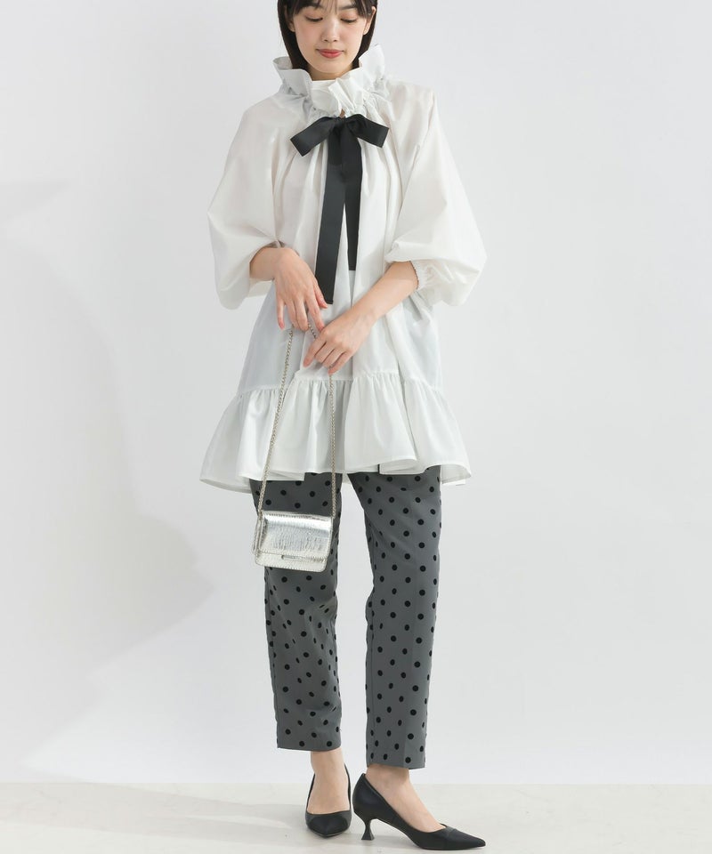 model：H162　着用サイズ：M　オフホワイト