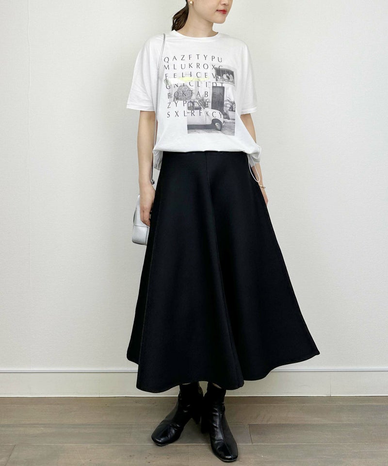 model：H164　着用サイズ：M　オフホワイト