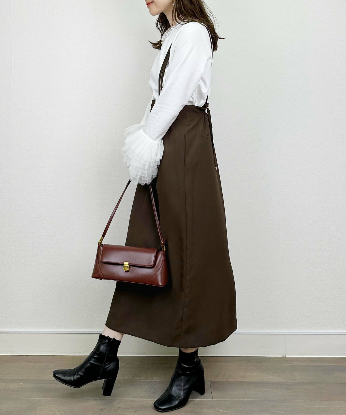 model：H164　着用サイズ：M　ブラウン