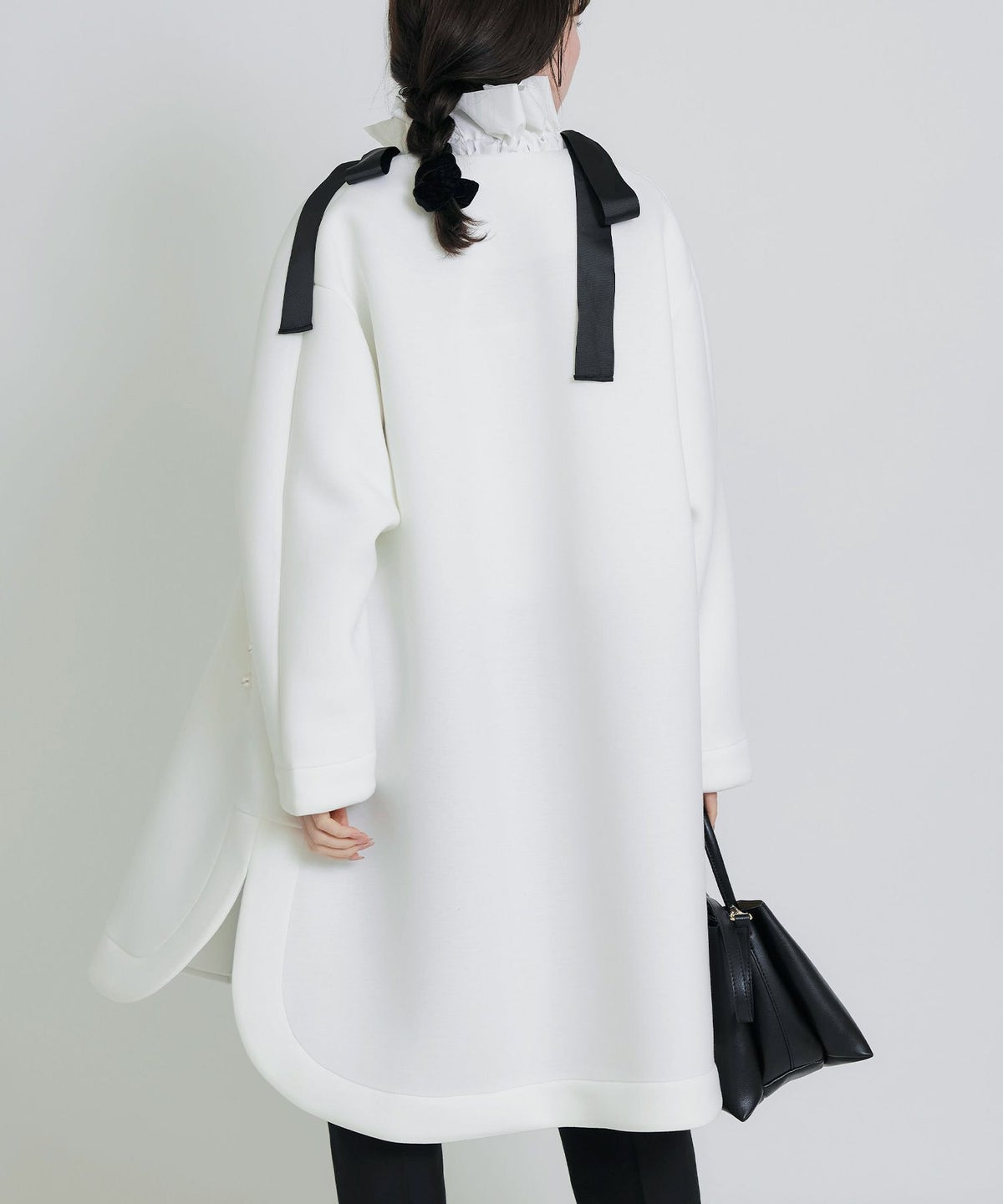 model：H155　着用サイズ：M　オフホワイト